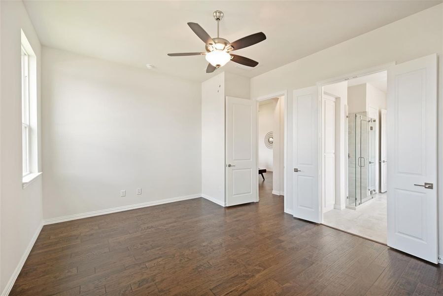 Image 60 of the University Place community in Dallas, TX.