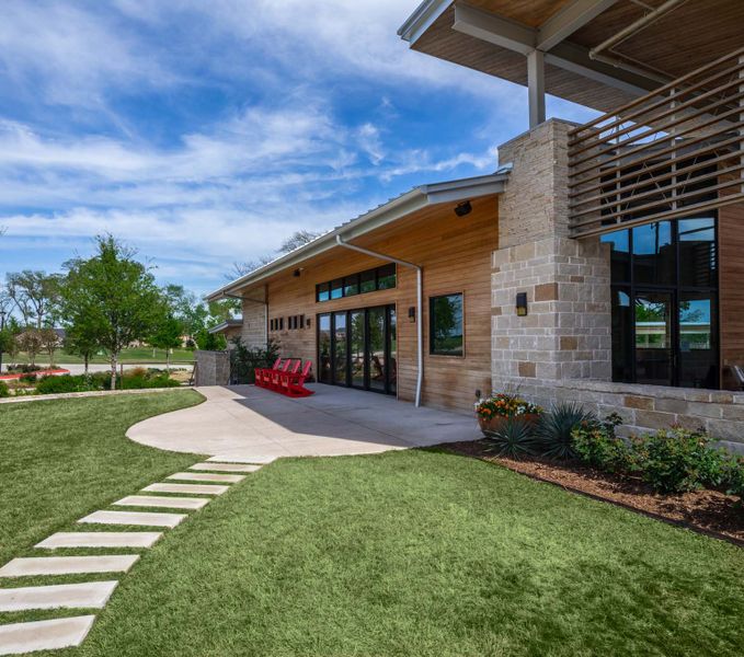 Community amenity available to residents of Trinity Falls in McKinney (Image 4).