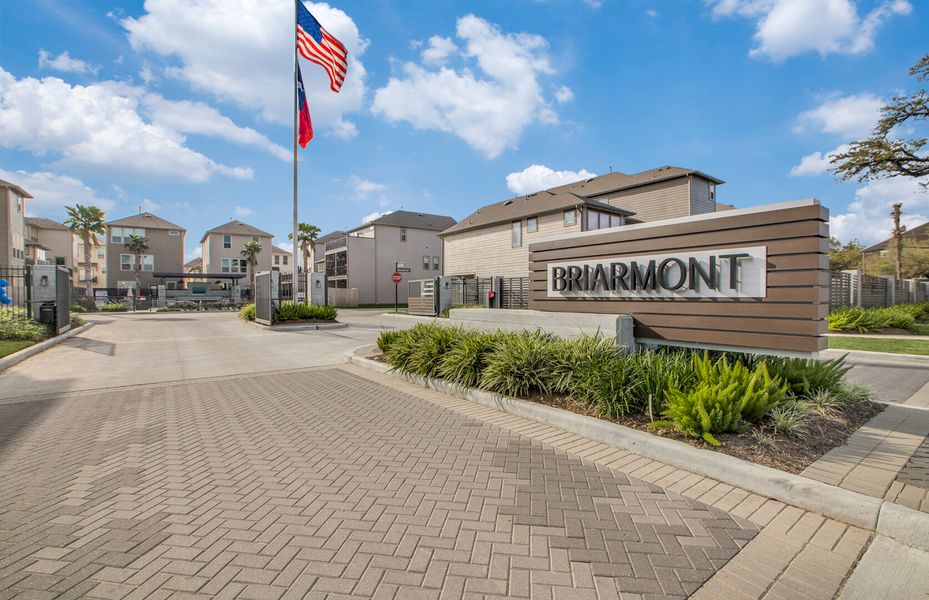 Image 6 of the Briarmont community in Houston, TX.