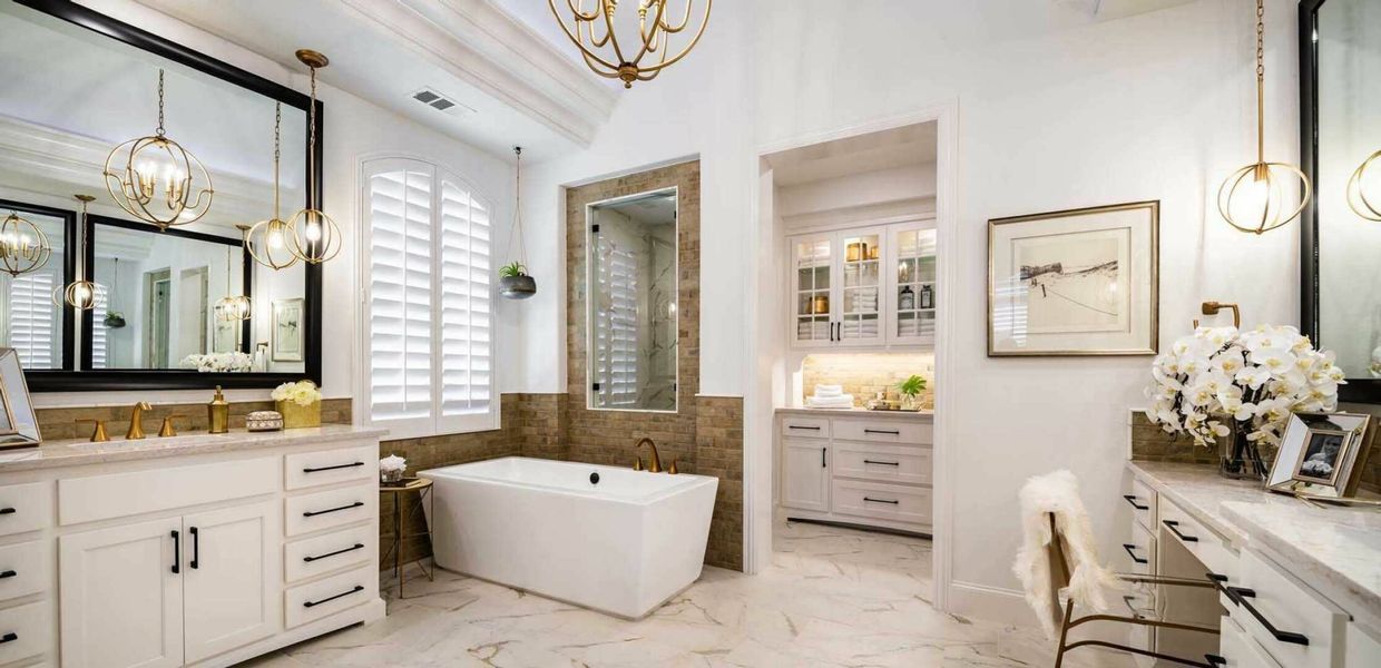 Image 8 of the Edgestone at Legacy 90s community in Frisco, TX.