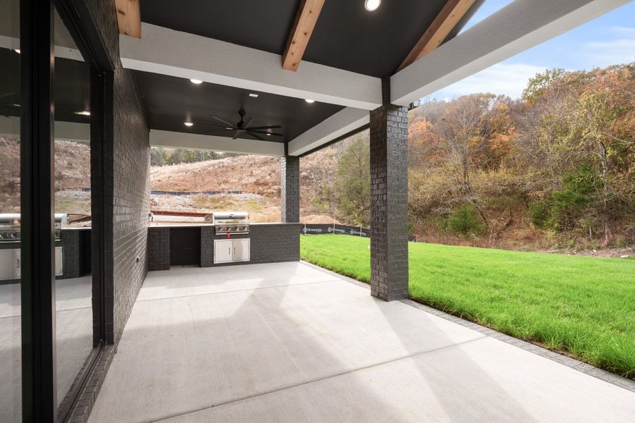 Exterior details of a home in Arcadia, Brentwood (Image 10).