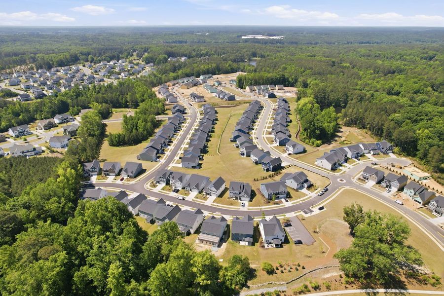 Aerial view of the Williams Grove community in Apex, NC, showing layout and nearby surroundings (Image 9). Aerial view of the Williams Grove community in Apex, NC, showing layout and nearby surroundings (Image 9).