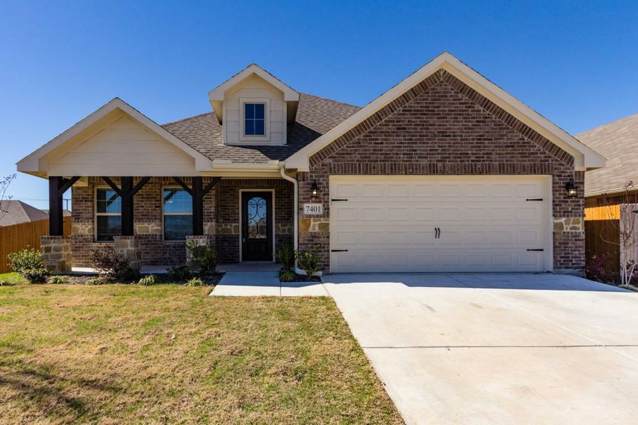 Image 3 of the Innisbrook Place community in Fort Worth, TX.