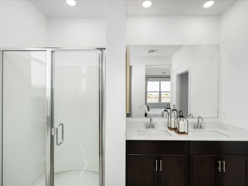 Primary Bathroom in Cedar Floorplan at Silva Farms