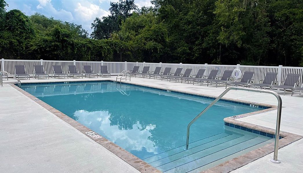 Community amenity available to residents of Lakeside Commons in Plant City (Image 1).