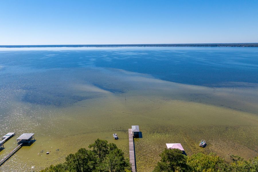 Natural surroundings and green spaces near The Bluffs at Lake Waccamaw in Lake Waccamaw, NC (Image 66).