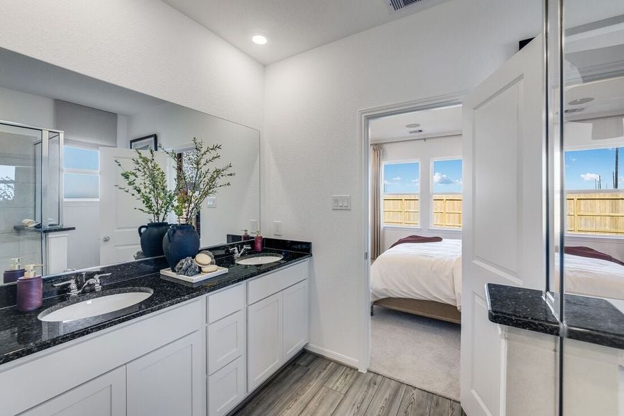 Furnished interior in a model home at Raburn Reserve 50s in Tomball (Image 54).