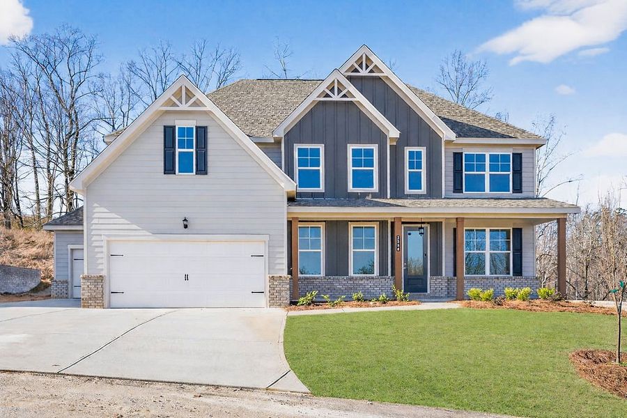 Front exterior of a home in the The Manor at Gainesville Township community, located in Gainesville, GA (Image 15).