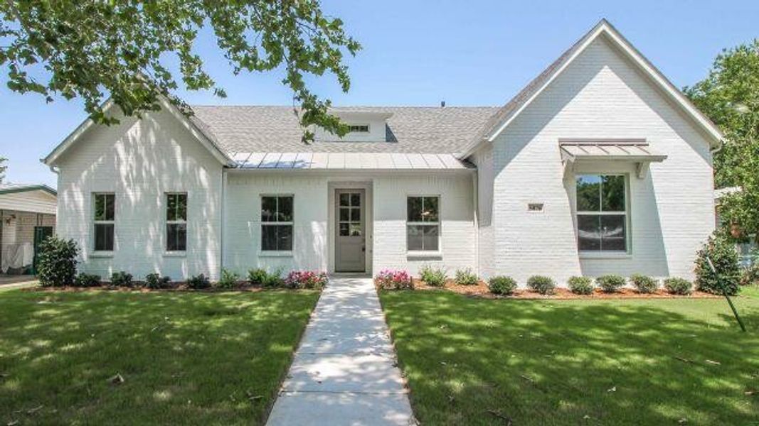 Image 4 of the Magnolia West community in Westworth Village, TX. Image 4 of the Magnolia West community in Westworth Village, TX.