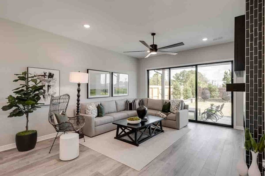 Image 12 of the Haven at Seven Lakes 40 community in Katy, TX.