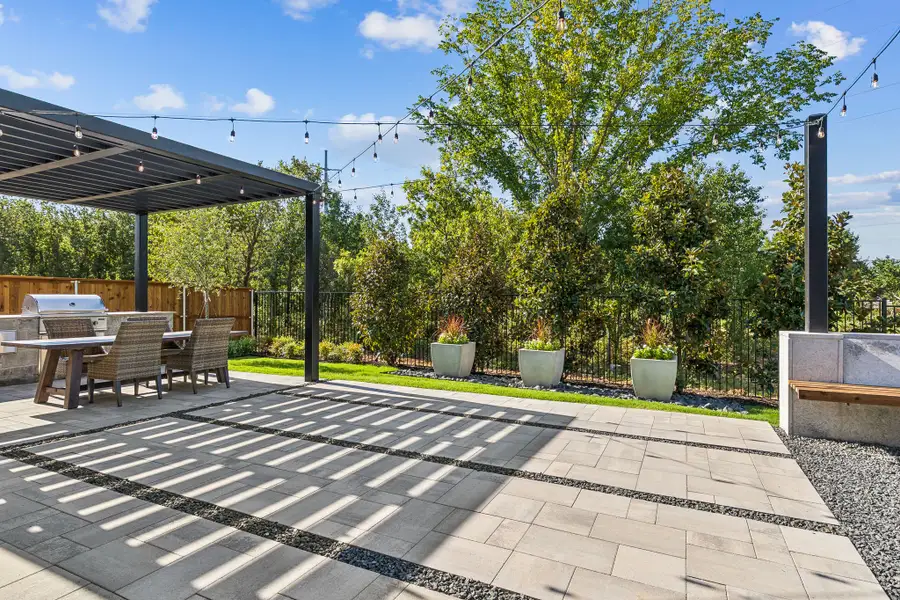 Plan 1640 Outdoor Living - Bella Casa Model Photo Plan 1640 Outdoor Living - Bella Casa Model Photo