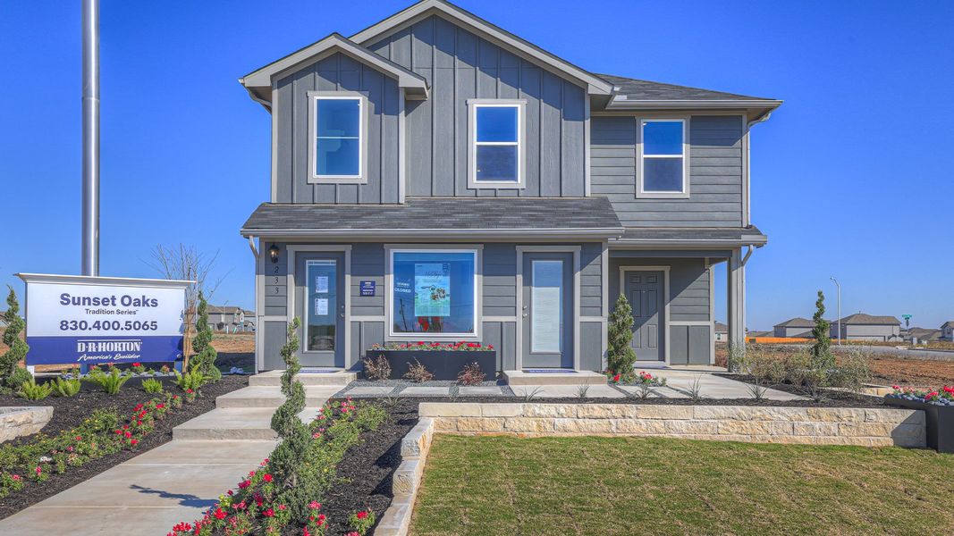 Front exterior of a home in the Sunset Oaks community, located in Maxwell, TX (Image 5).