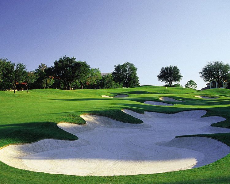 Natural surroundings and green spaces near Linkside Las Colinas in Irving, TX (Image 35).