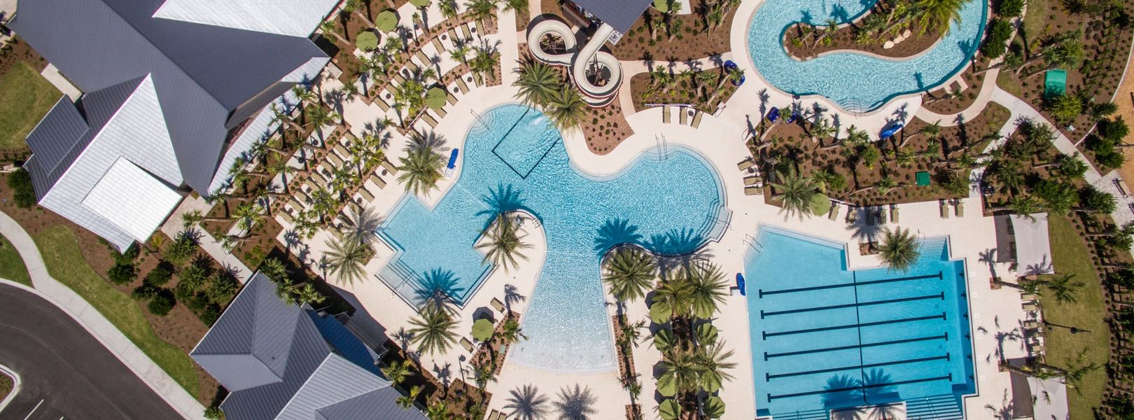 Shearwater Traditional Townhomes clubhouse aerial