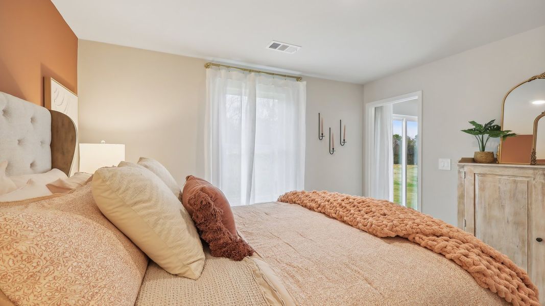 Furnished interior in a model home at Saddle Trace in Lewisburg (Image 30).