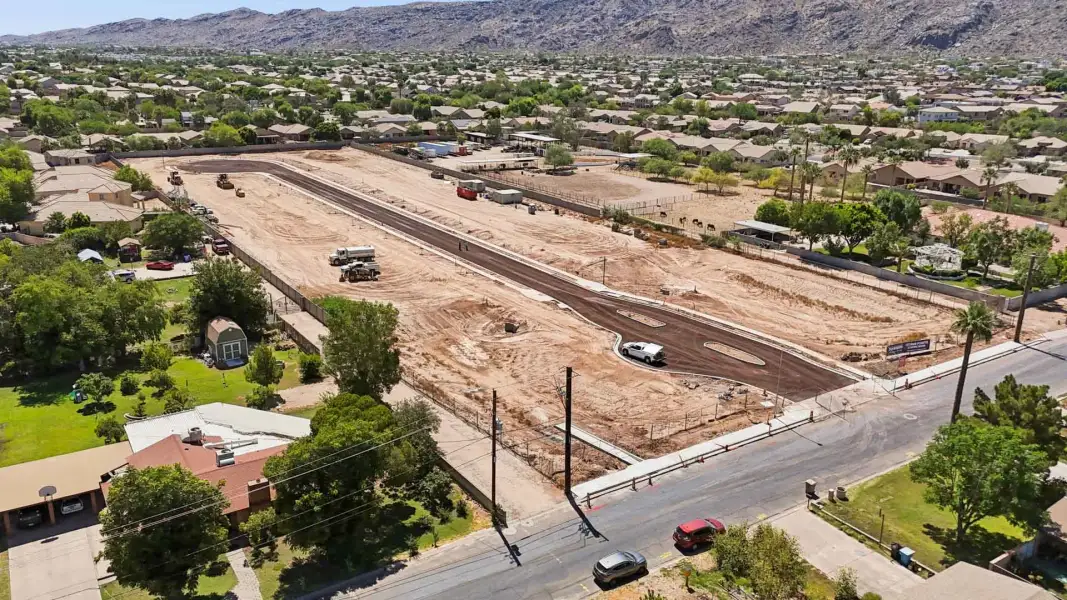 Site preparation and early development at Citrus Pointe in Phoenix, AZ (Image 4).