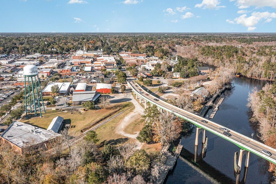 Image 30 of the Kingston Bay community in Conway, SC.