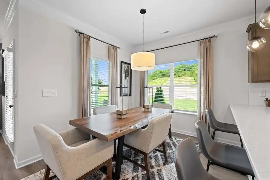 The Buford II Dining Area | Pineworth Landing | Macon, GA