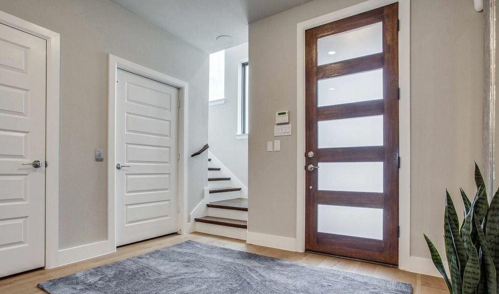 Image 10 of the Commodore at Preston community in Plano, TX.