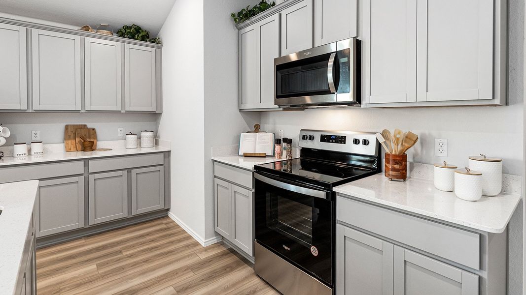Furnished interior in a model home at Mitchell Farm in Killeen (Image 4).