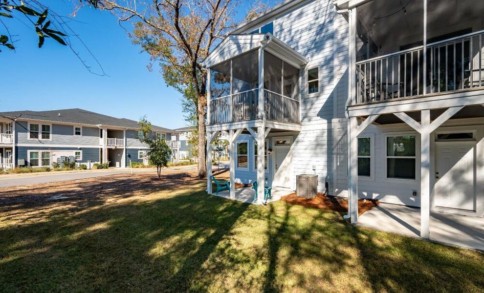 Exterior details of a home in New Riverside Village, Bluffton (Image 15).