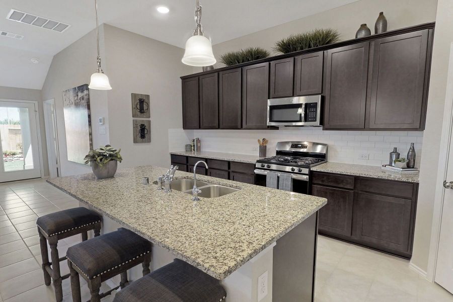 Image 7 of the Southwinds community in Mont Belvieu, TX. Image 7 of the Southwinds community in Mont Belvieu, TX.