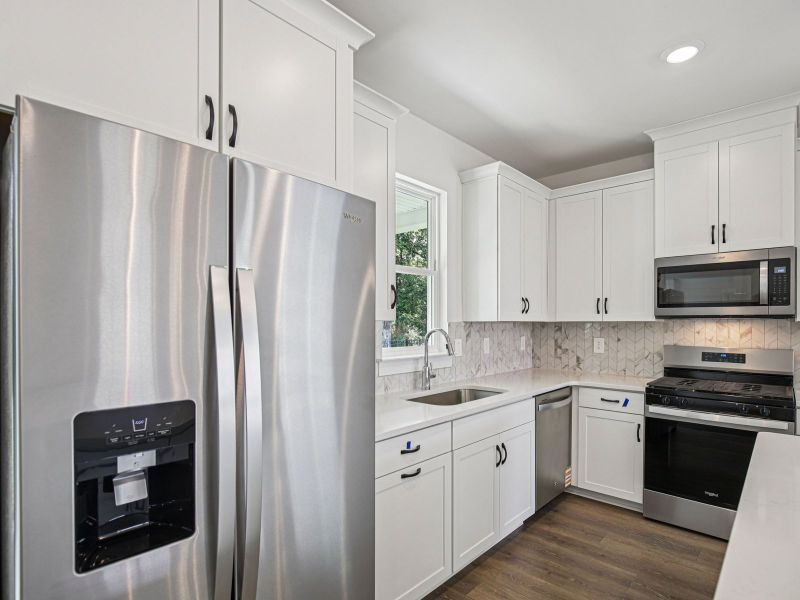 Furnished interior in a model home at Sycamore Grove in Murfreesboro (Image 4).