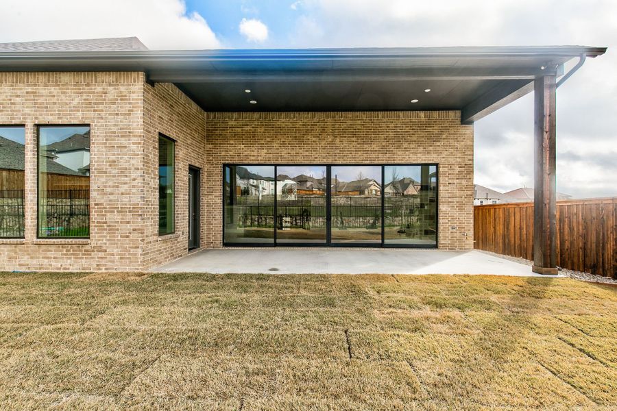 Exterior details of a home in Walsh, Fort Worth (Image 3).