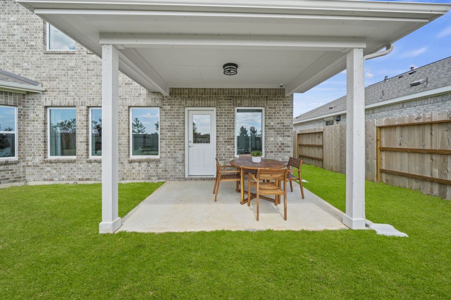 Exterior details of a home in Grand Magnolia, Magnolia (Image 3).