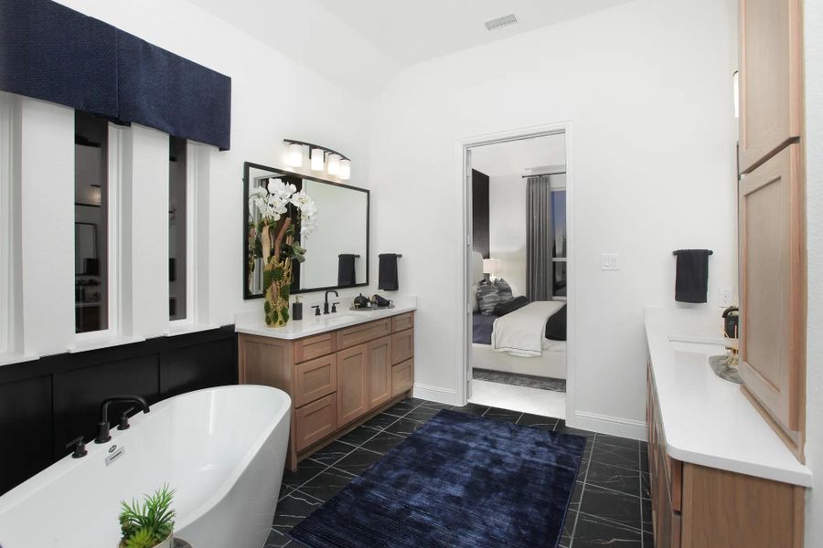 The Brendan Primary Bath