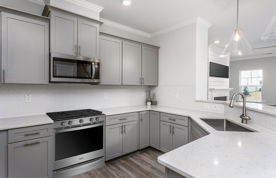 Image 7 of the Royal Creek community in Raleigh, NC.