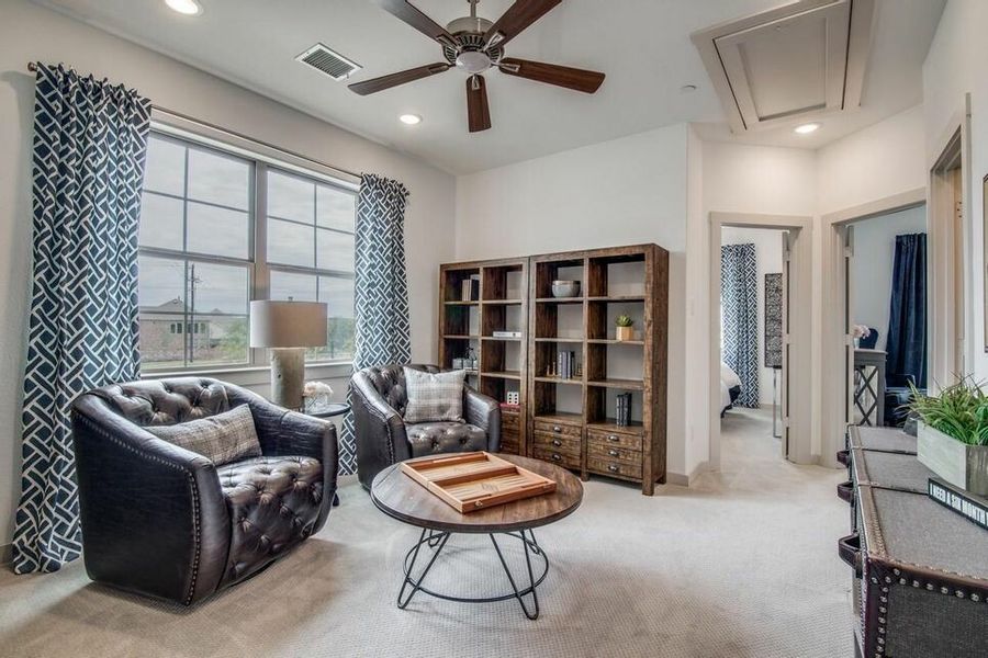 Image 8 of the Ridge View Villas community in McKinney, TX.