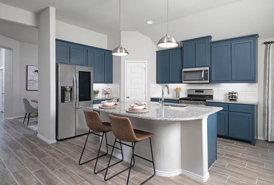 Kitchen | Concept 1991 at Heartland in Dallas, TX by Landsea Homes