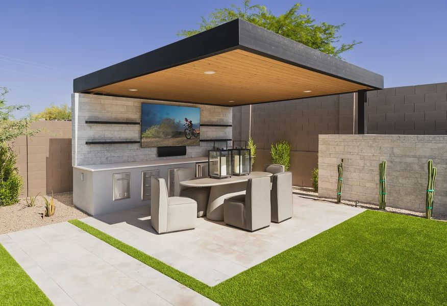 Model Backyard - 12 of 20