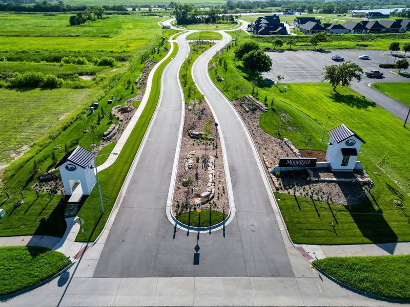 Image 24 of the The Courtyards at The Moorings community in Wichita, KS.