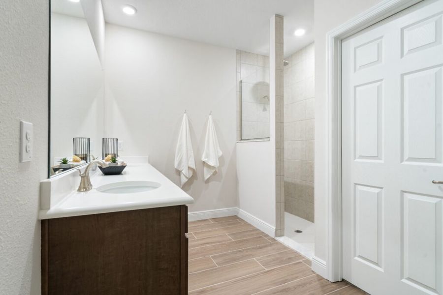 Furnished interior in a model home at Pine Ridge in Beverly Hills (Image 43). Furnished interior in a model home at Pine Ridge in Beverly Hills (Image 43).