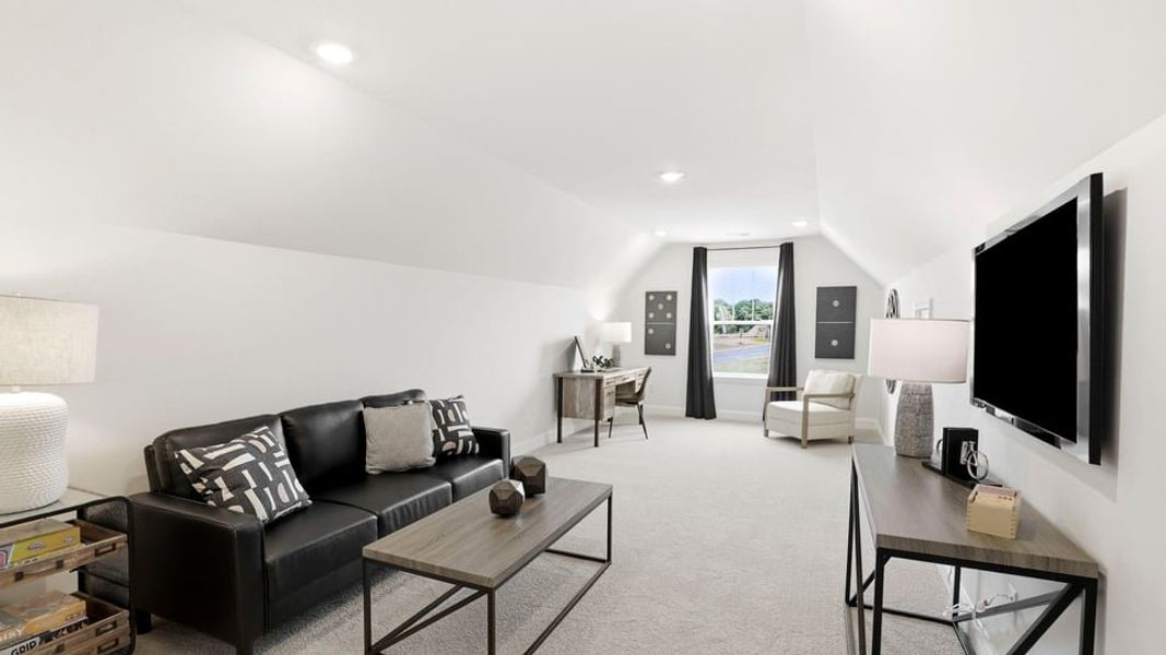 Furnished interior in a model home at Rutledge Estates in Woodruff (Image 19).