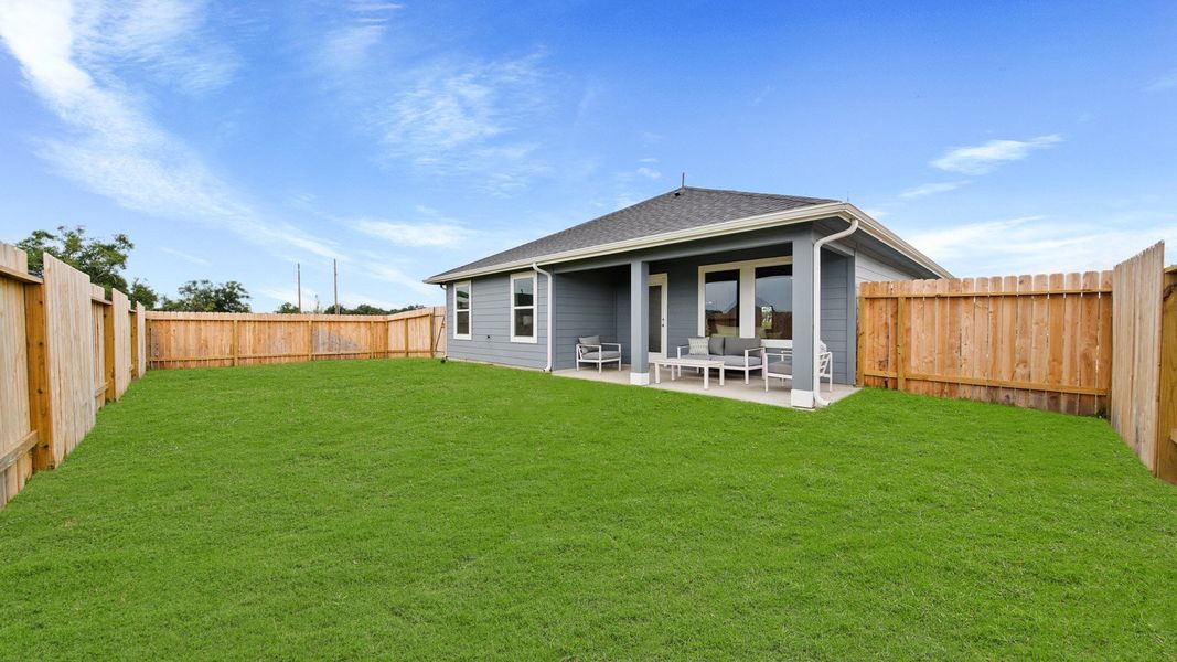 Exterior details of a home in Reserve at Mallard Lakes, Orange (Image 9). Exterior details of a home in Reserve at Mallard Lakes, Orange (Image 9).