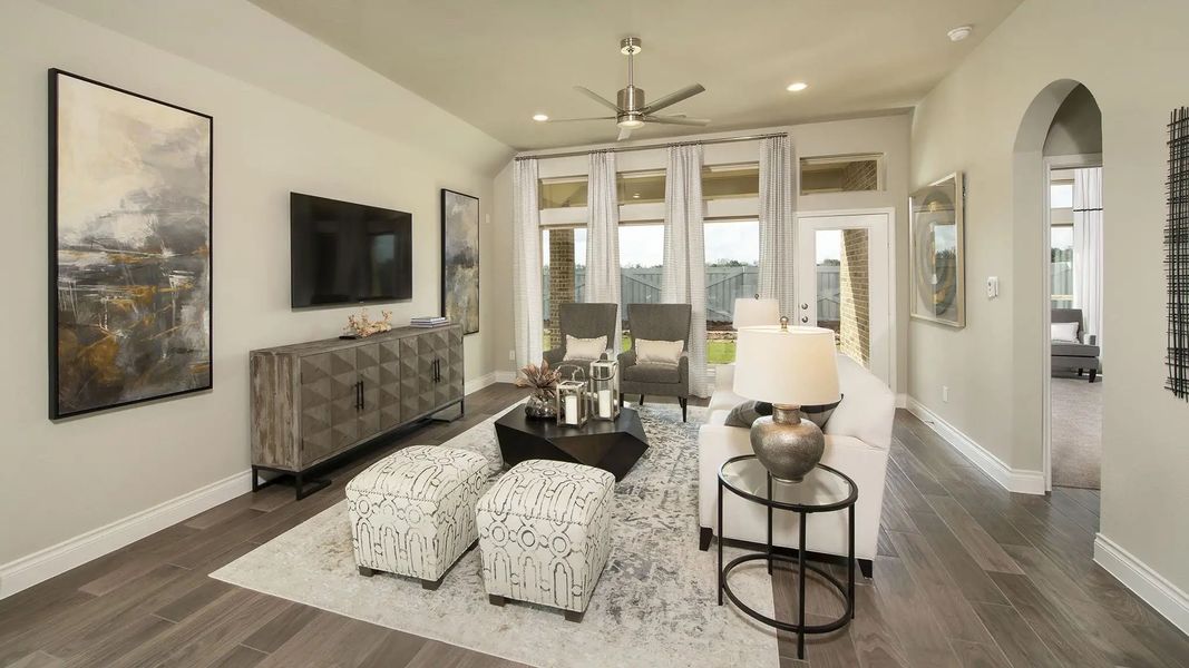 Furnished interior in a model home at Lakes Of Cane Island 45' in Katy (Image 14).
