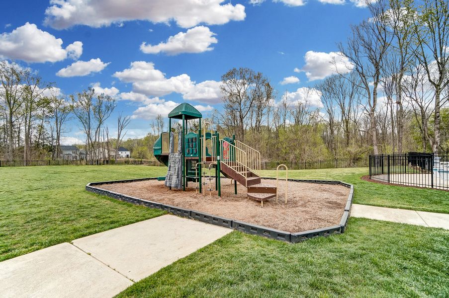 Image 29 of the Mirabella Estates community in Huntersville, NC.