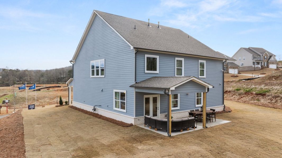 Exterior details of a home in Thalley Creek Estates, Cumming (Image 3).