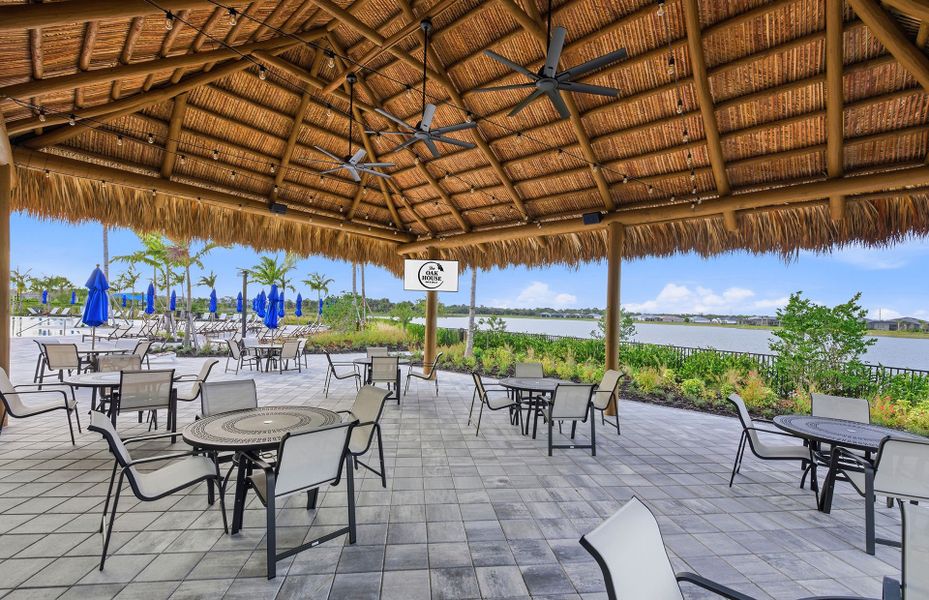 55+ community in Fort Myers with private dining