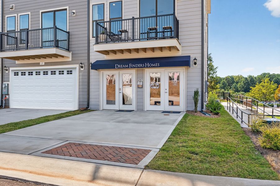 New Homes in Cary, NC.  - Slide 3