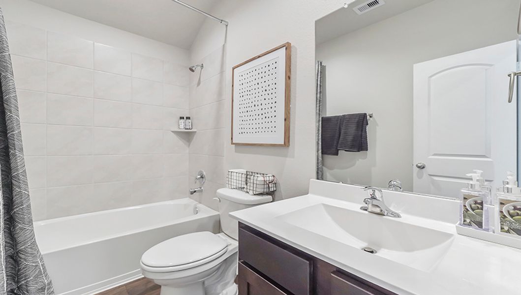 Image 45 of the Barton Woods community in Conroe, TX.