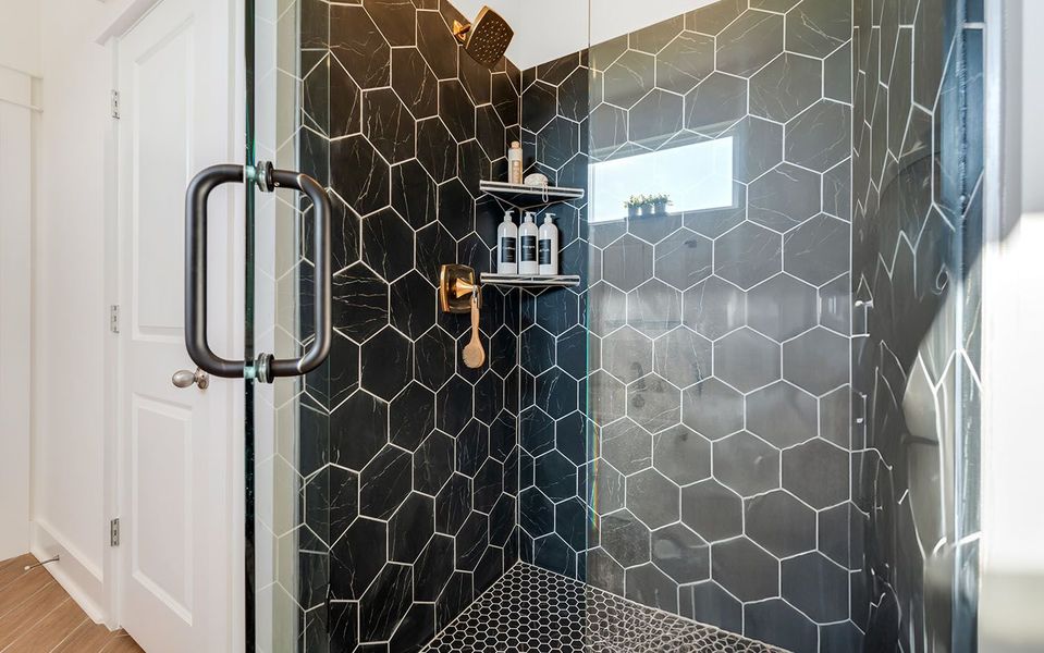 Furnished interior in a model home at Dorris Farm in White House (Image 27).