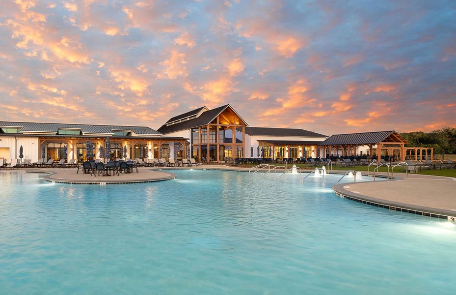 World-Class Amenity Center