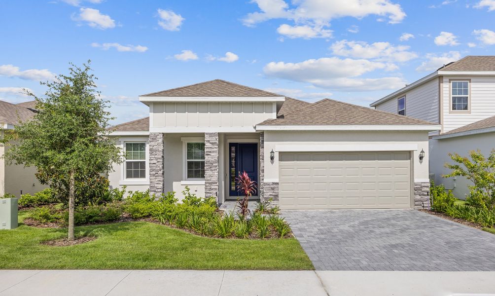 Front exterior of a home in the Cypress Park Estates community, located in Haines City, FL (Image 14).