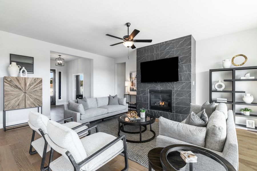 Furnished interior in a model home at Kentsdale Farms in DeSoto (Image 18). Furnished interior in a model home at Kentsdale Farms in DeSoto (Image 18).