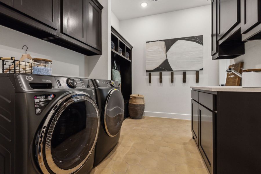 Furnished interior in a model home at The Vines in Haslet (Image 18).
