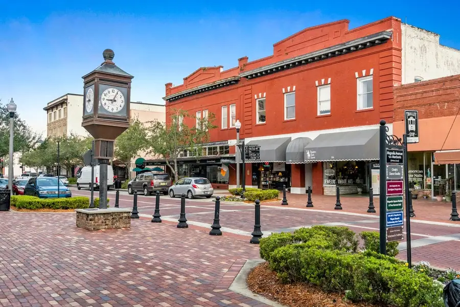 Image 5 of the Landings at Riverbend Townhomes community in Sanford, FL. Image 5 of the Landings at Riverbend Townhomes community in Sanford, FL.